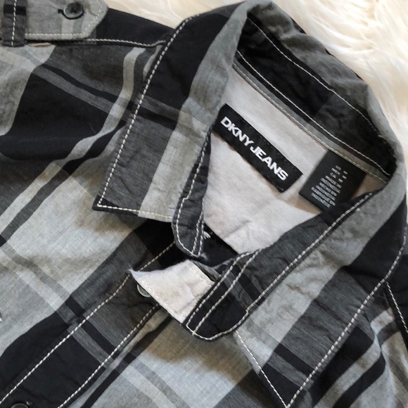 Men’s casual button down - Picture 3 of 4